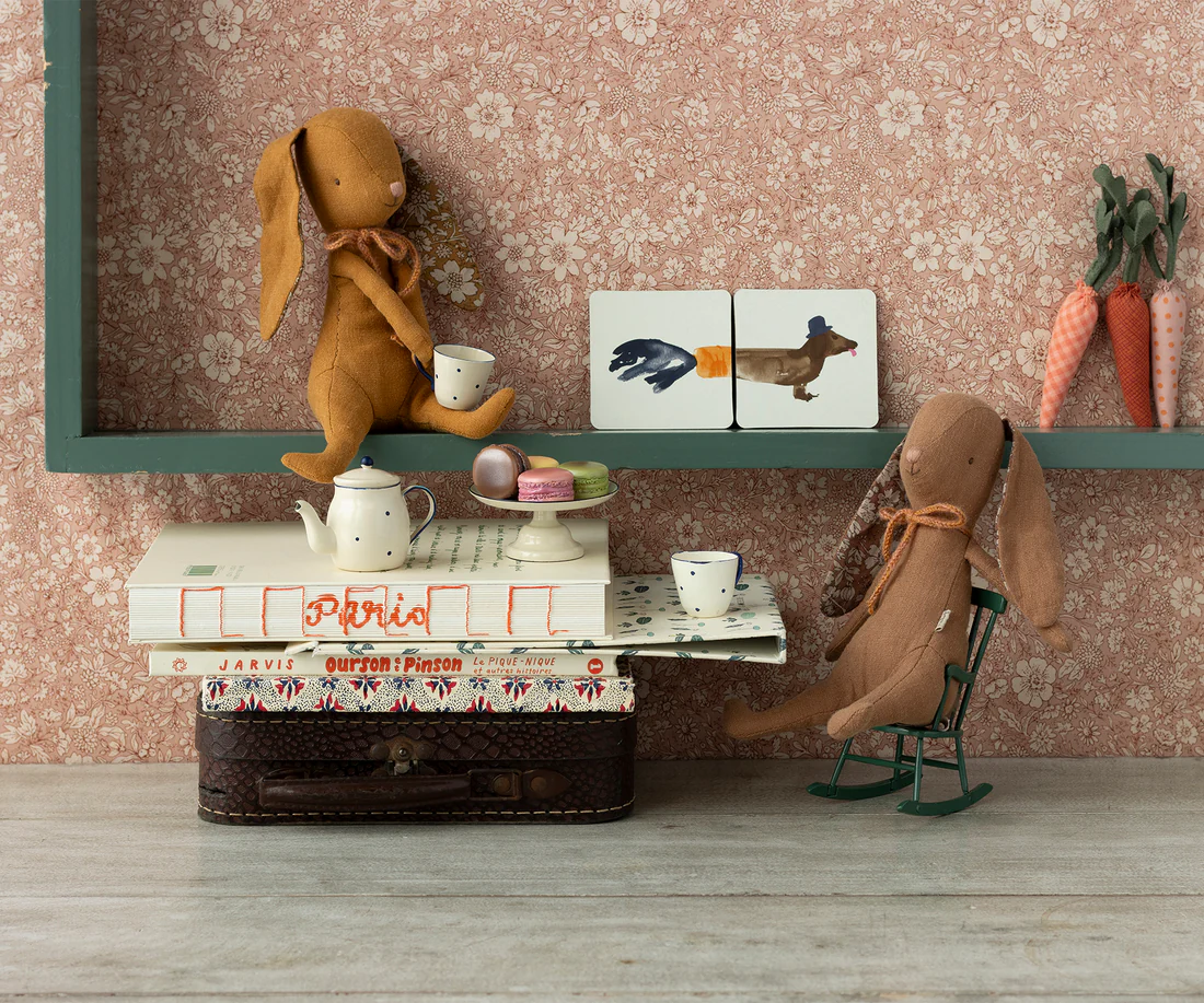 Albina in ocker, 21 cm